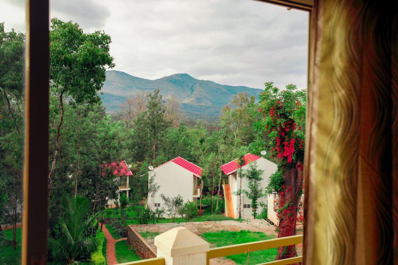 The Blossom Resort - Chikmagalūr Kültér fotó